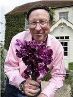 Max Hastings